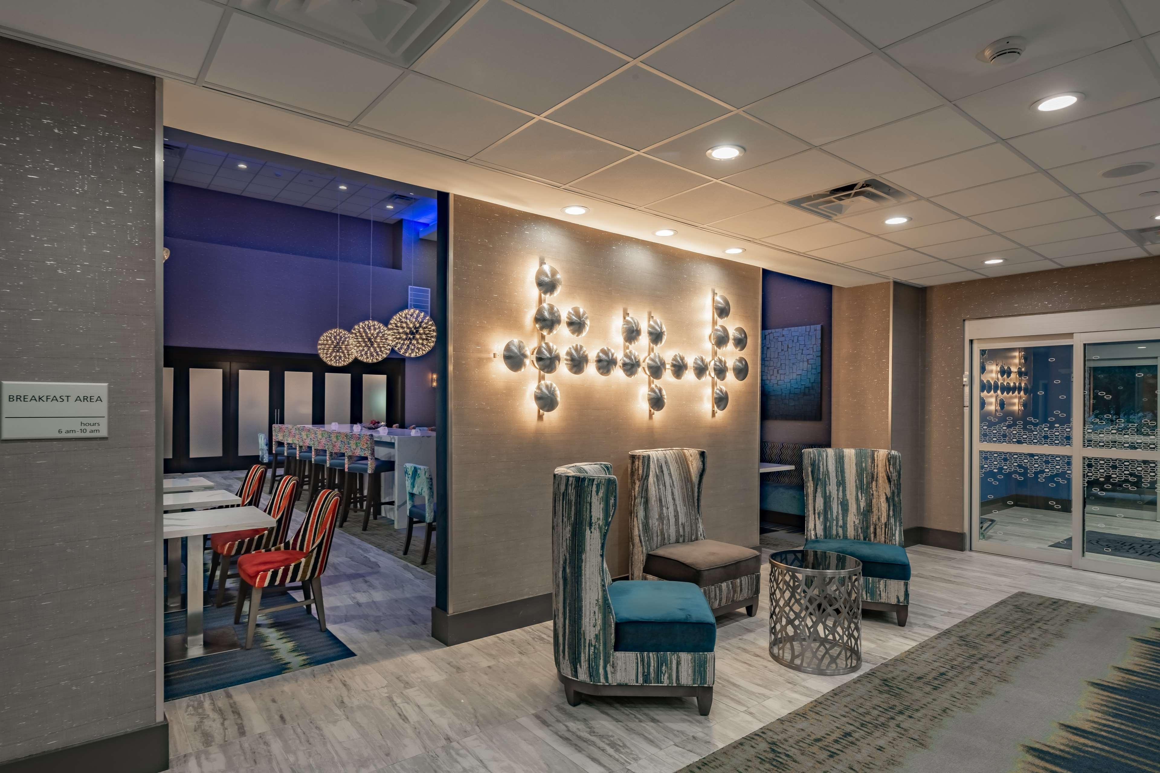Hampton Inn & Suites Dallas/Plano Central Экстерьер фото