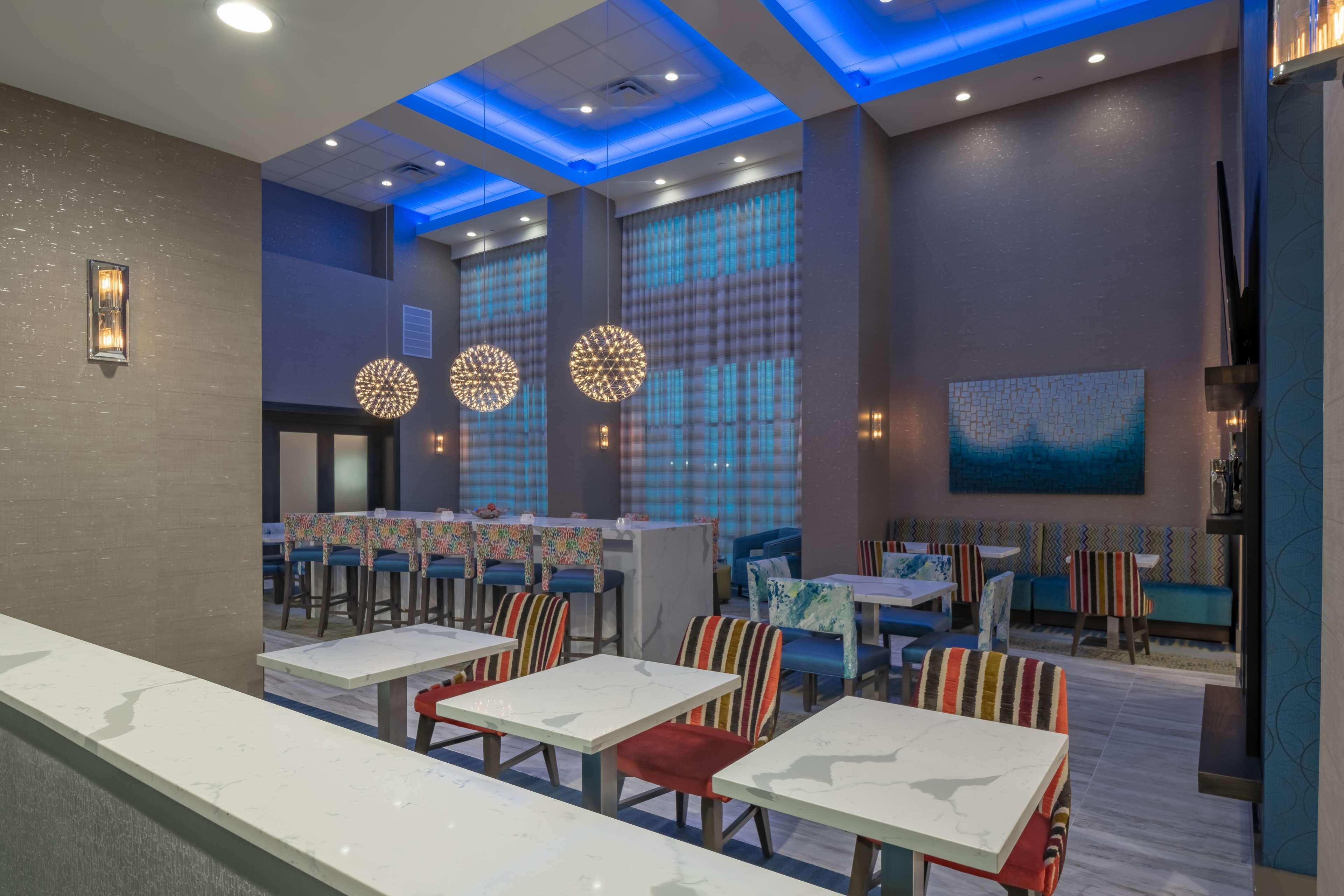 Hampton Inn & Suites Dallas/Plano Central Экстерьер фото